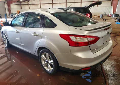 2014 Ford Focus Se z USA, uszkodzony, nr VIN 1FADP3F27EL405999